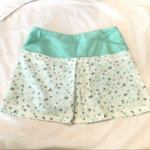 SALE🎉Adidas mint white pattern tennis skirt shorts